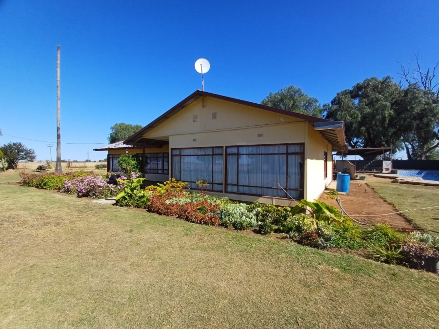  Bedroom Property for Sale in Geysdorp North West